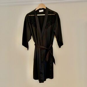 Vintage Dentelle Black Satin Robe with shoulder Lace Detail Size S